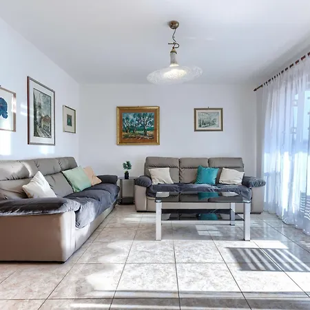 Holiday Home Eufemia-1 By Interhome Semesterbostad