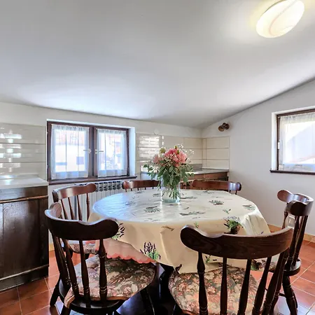 Eufemia-1 By Interhome Vakantiehuis Pula