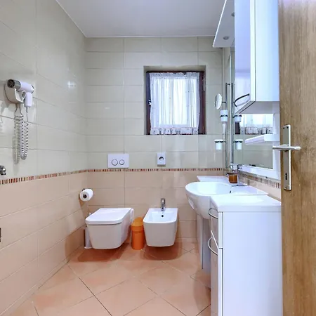 Semesterbostad Holiday Home Eufemia-1 By Interhome