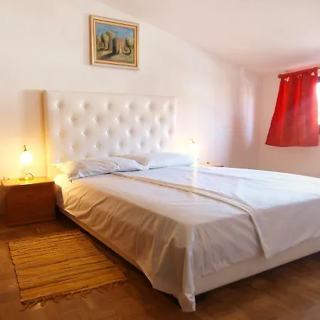 Holiday Home Eufemia-1 By Interhome Pula