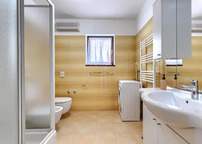 Eufemia-1 By Interhome Pula