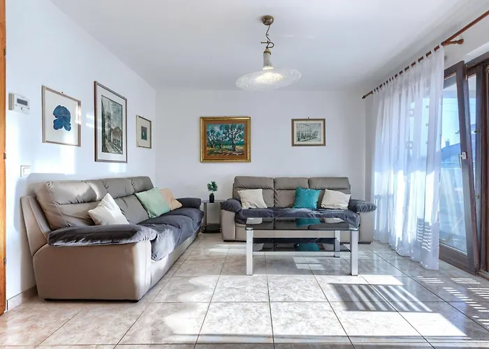 Eufemia-1 By Interhome Feriehus