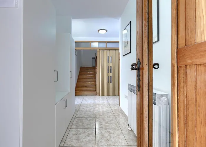 Eufemia-1 By Interhome Feriehus *