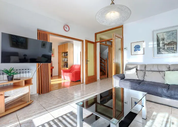 Eufemia-1 By Interhome Feriehus *