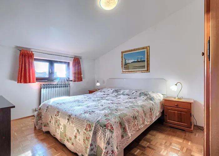 Eufemia-1 By Interhome Feriehus Pula