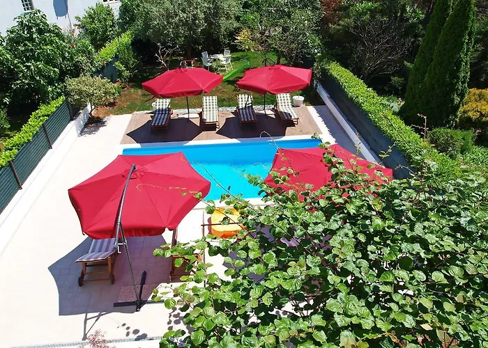 Ferienhaus Eufemia-1 By Interhome