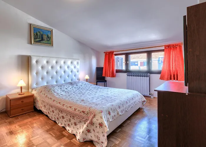 Prázdninový dům Eufemia-1 By Interhome *